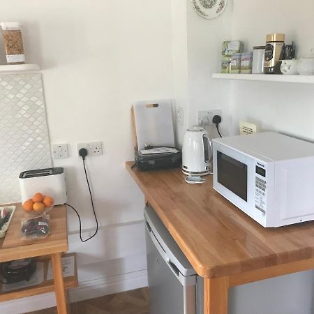 Pembrokeshire Fields Hotel Хавърфордуест Екстериор снимка