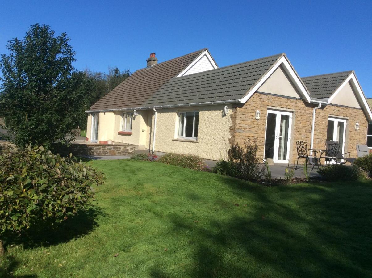 Pembrokeshire Fields Hotel Хавърфордуест Екстериор снимка